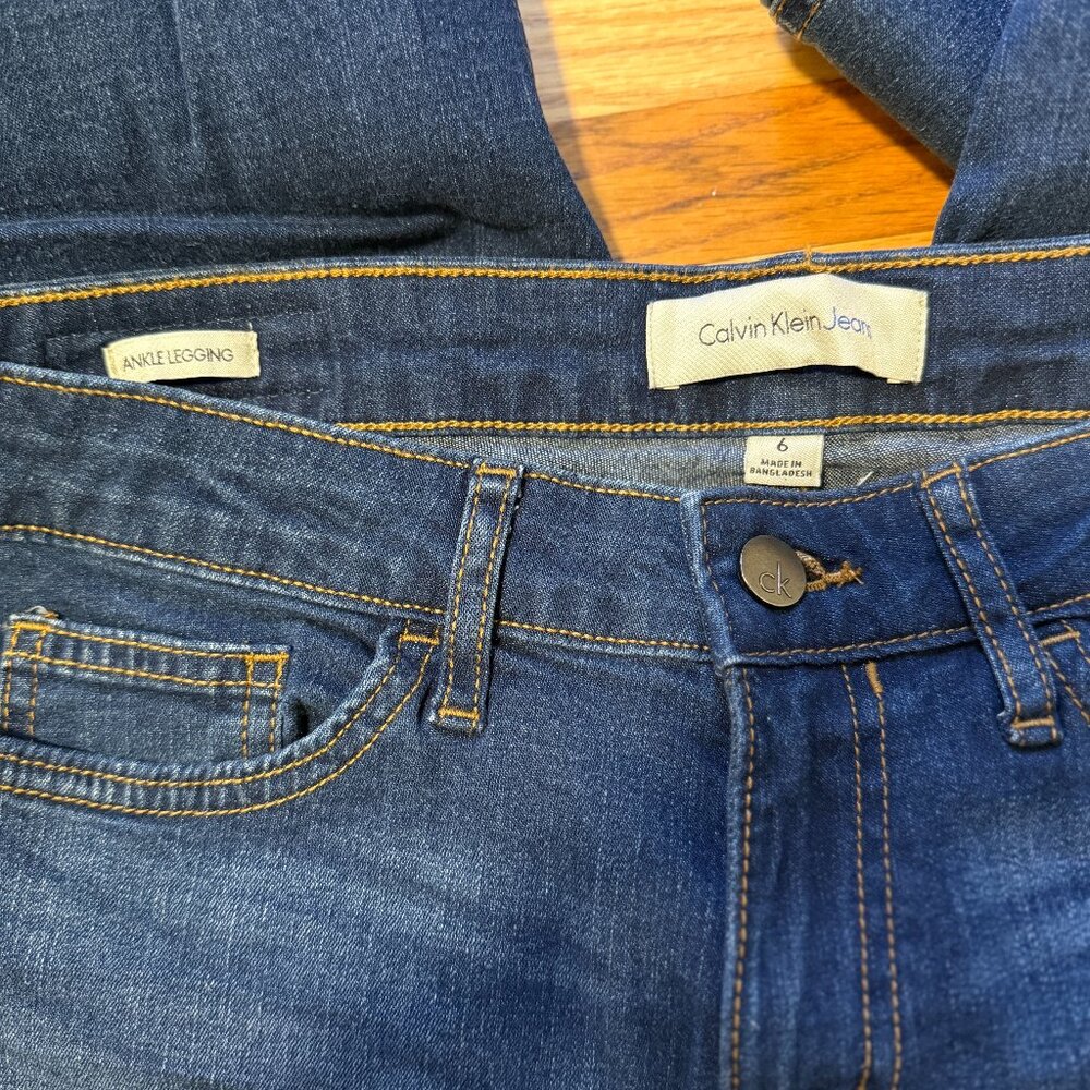 NWOT Calvin Klein Ankle Legging Jeans - Picture 5 of 5